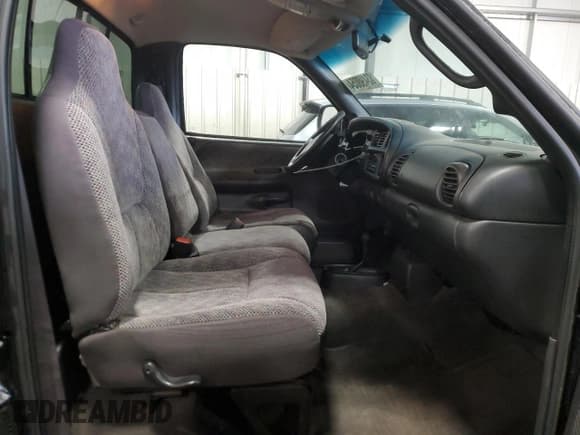 ✅ 1999 Dodge 1500 • VIN: 1B7HF16Y5XS150818 • Lot: 83490054. Listed on Copart with 118,584 mi. Free auction sales archive from the USA and detailed vehicle history report at DreamBid. Image 10.