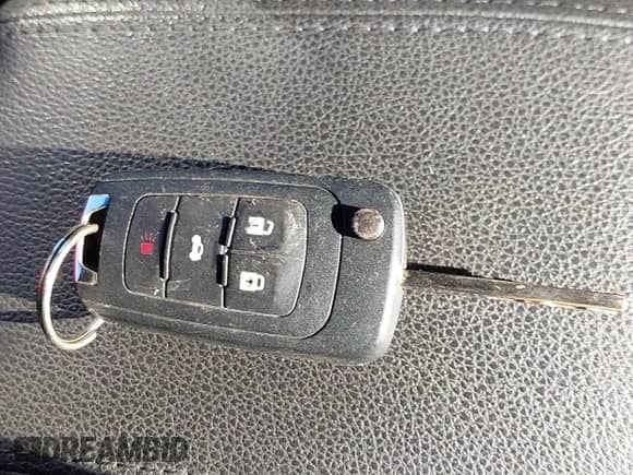 2012 Chevrolet Cruze 1LT z VIN 1G1PF5SC6C7362579, wystawiony jako IAAI lot #43487874 z przebiegiem 151 740 mil mil oraz . Historia ofert i sprzedaży dostępna na DreamBid. Obrazek 11.