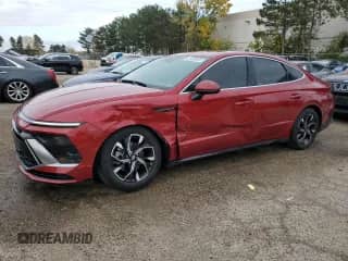2025 Hyundai Sonata SEL с VIN KMHL64JA9SA463533, выставлен на аукционе Copart как лот 90348385 с пробегом 21 162 миль миль и Чистый • Clean title. История ставок и продаж доступна на DreamBid. Изображение 1.