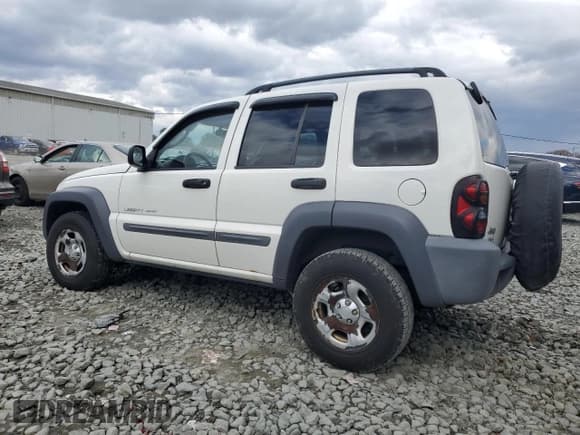 ✅ 2003 Jeep Liberty Sport • VIN: 1J4GL48K93W667261 • Лот: 91868345. Опубликован ранее на Copart с пробегом 157 869 миль. Бесплатный доступ к архиву аукционных продаж из США и подробный отчёт об истории автомобиля на DreamBid. Изображение 2.