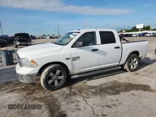 2020 Ram 1500 Tradesman z VIN 3C6RR6KT2LG194819, wystawiony jako Copart lot #61950865 z przebiegiem 97 151 mil mil oraz Szkoda całkowita • Salvage title. Historia ofert i sprzedaży dostępna na DreamBid. Obrazek 1.