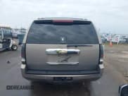 ✅ 2007 Chevrolet Suburban LTZ • VIN: 1GNFK16327J154121 • Lot: 43727475. Listed on IAAI with 190,340 mi. Free auction sales archive from the USA and detailed vehicle history report at DreamBid. Image 17.