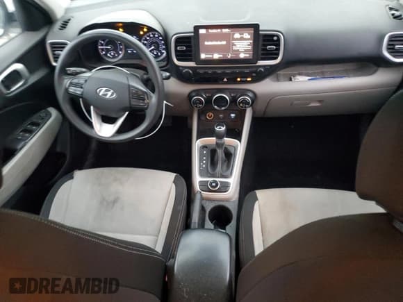 ✅ 2020 Hyundai Venue SEL • VIN: KMHRC8A33LU015364 • Lot: 83987554. Listed on Copart with 95,140 mi. Free auction sales archive from the USA and detailed vehicle history report at DreamBid. Image 8.