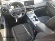 ✅ 2023 Hyundai Kona SEL • VIN: KM8K33AG4PU183592 • Лот: 76762794. Опубликован ранее на Copart с пробегом 29 840 миль. Бесплатный доступ к архиву аукционных продаж из США и подробный отчёт об истории автомобиля на DreamBid. Изображение 8.