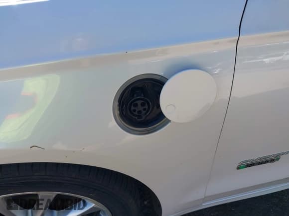 ✅ 2017 Ford Fusion Titanium • VIN: 3FA6P0SU0HR191507 • Lot: 43607830. Listed on IAAI with 205,953 mi. Free auction sales archive from the USA and detailed vehicle history report at DreamBid. Image 19.