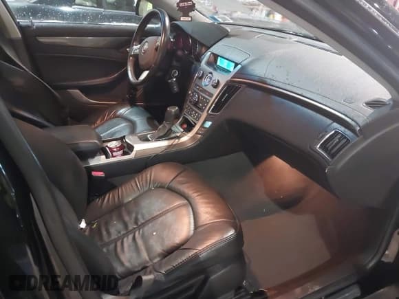 ✅ 2011 Cadillac CTS • VIN: 1G6DC5EY6B0170485 • Лот: 41346596. Опубликован ранее на IAAI с пробегом 121 341 миль. Бесплатный доступ к архиву аукционных продаж из США и подробный отчёт об истории автомобиля на DreamBid. Изображение 5.