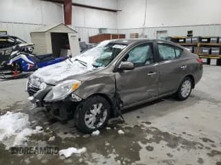 ✅ 2012 Nissan Versa S • VIN: 3N1CN7AP1CL921270 • Lot: 93003055. Listed on Copart with 131,694 mi. Free auction sales archive from the USA and detailed vehicle history report at DreamBid. Image 1.
