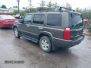 ✅ 2006 Jeep Commander • VIN: 1J8HG48N46C274341 • Lot: 42264428. Listed on IAAI with 153,443 mi. Free auction sales archive from the USA and detailed vehicle history report at DreamBid. Image 3.