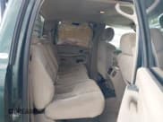 ✅ 2005 Chevrolet Silverado 2500HD LS • VIN: 1GCHK23215F961121 • Lot: 42969060. Wystawiony na IAAI z przebiegiem 245 406 mil. Bezpłatny archiwum sprzedaży aukcyjnych z USA i szczegółowy raport historii pojazdu na DreamBid. Zdjęcie 8.