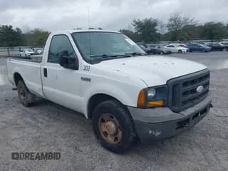 ✅ 2005 Ford F-250 XL • VIN: 1FTNF20505EC19529 • Lot: 41594840. Wystawiony na IAAI z przebiegiem 144 074 mil. Bezpłatny archiwum sprzedaży aukcyjnych z USA i szczegółowy raport historii pojazdu na DreamBid. Zdjęcie 1.