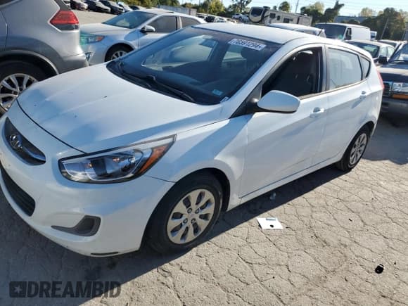 ✅ 2016 Hyundai Accent SE • VIN: KMHCT5AE6GU260722 • Лот: 76591294. Опубликован ранее на Copart с пробегом 130 792 миль. Бесплатный доступ к архиву аукционных продаж из США и подробный отчёт об истории автомобиля на DreamBid. Изображение 1.