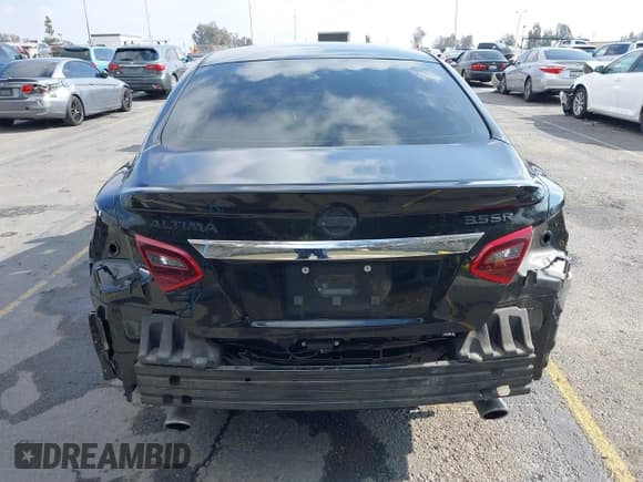 ✅ 2017 Nissan Altima SL • VIN: 1N4BL3AP1HC179324 • Lot: 41443837. Listed on IAAI with 119,081 mi. Free auction sales archive from the USA and detailed vehicle history report at DreamBid. Image 17.