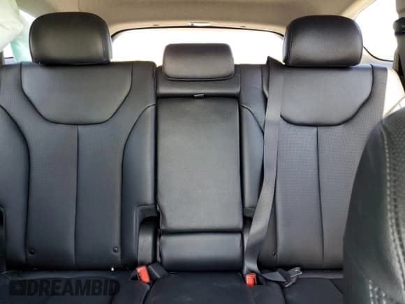 ✅ 2019 Hyundai Santa Fe Limited • VIN: 5NMS53AA9KH069811 • Lot: 48201013. Wystawiony na Copart z przebiegiem 69 572 mil. Bezpłatny archiwum sprzedaży aukcyjnych z USA i szczegółowy raport historii pojazdu na DreamBid. Zdjęcie 10.