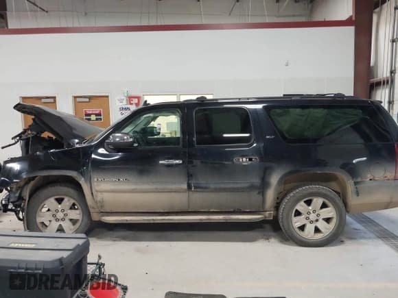 ✅ 2008 GMC Yukon XL SLT 4SB • VIN: 1GKFK16368R266193 • Лот: 42040699. Опубликован ранее на IAAI с пробегом 228 448 миль. Бесплатный доступ к архиву аукционных продаж из США и подробный отчёт об истории автомобиля на DreamBid. Изображение 14.