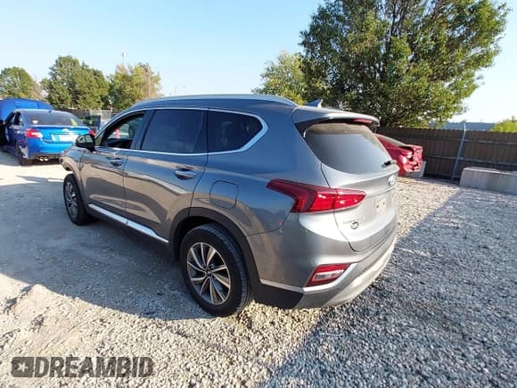 ✅ 2019 Hyundai Santa Fe Limited • VIN: 5NMS53AD2KH062449 • Lot: 43330114. Listed on IAAI with 85,838 mi. Free auction sales archive from the USA and detailed vehicle history report at DreamBid. Image 3.