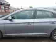 2016 Hyundai Sonata SE с VIN 5NPE24AF6GH393171, выставлен на аукционе IAAI как лот 43065301 с пробегом 134 684 миль миль и . История ставок и продаж доступна на DreamBid. Изображение 14.