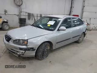 ✅ 2005 Hyundai Elantra GLS • VIN: KMHDN56D85U164585 • Lot: 42643332. Wystawiony na IAAI z przebiegiem 37 496 mil. Bezpłatny archiwum sprzedaży aukcyjnych z USA i szczegółowy raport historii pojazdu na DreamBid. Zdjęcie 2.