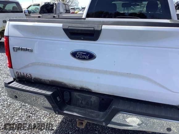 ✅ 2015 Ford F-150 XLT • VIN: 1FTEX1EP0FKE23073 • Lot: 42132408. Listed on IAAI with 123,327 mi. Free auction sales archive from the USA and detailed vehicle history report at DreamBid. Image 1.