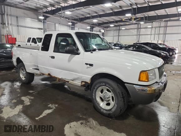 ✅ 2001 Ford Ranger XL Fleet • VIN: 1FTZR15E51PA95252 • Lot: 90908065. Listed on Copart with 203,131 mi. Free auction sales archive from the USA and detailed vehicle history report at DreamBid. Image 4.
