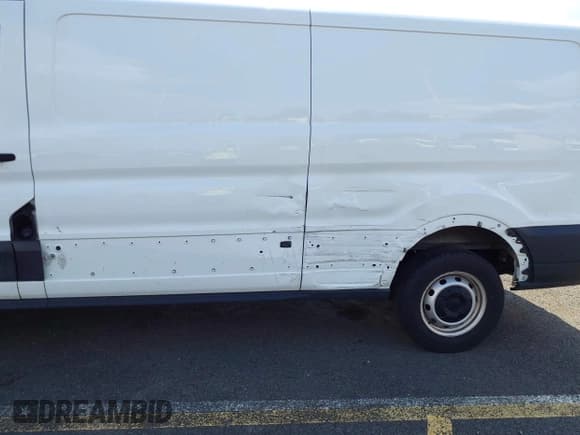 ✅ 2021 Ford Transit Cargo • VIN: 1FTBR1Y82MKB04871 • Lot: 42589012. Listed on IAAI with Not provided. Free auction sales archive from the USA and detailed vehicle history report at DreamBid. Image 6.