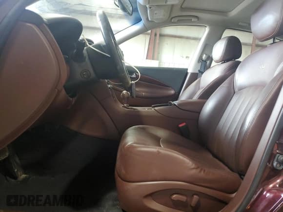 ✅ 2011 Infiniti EX Journey • VIN: JN1AJ0HR3BM852104 • Lot: 61343735. Wystawiony na Copart z przebiegiem 124 145 mil. Bezpłatny archiwum sprzedaży aukcyjnych z USA i szczegółowy raport historii pojazdu na DreamBid. Zdjęcie 7.