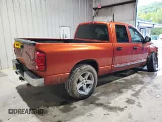 2008 Dodge 1500 ST z VIN 1D7HU18N48S557108, wystawiony jako Copart lot #72612984 z przebiegiem 190 552 mil mil oraz Szkoda całkowita • Salvage title. Historia ofert i sprzedaży dostępna na DreamBid. Obrazek 3.