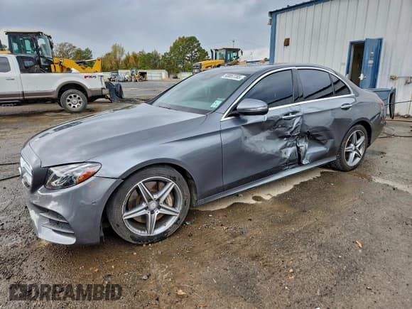 ✅ 2017 Mercedes-Benz E 300 Luxury • VIN: WDDZF4JB8HA153699 • Lot: 93857785. Listed on Copart with 64,920 mi. Free auction sales archive from the USA and detailed vehicle history report at DreamBid. Image 1.