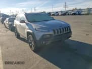 ✅ 2014 Jeep Cherokee Trailhawk • VIN: 1C4PJMBS7EW232097 • Lot: 90146935. Wystawiony na Copart z przebiegiem 130 148 mil. Bezpłatny archiwum sprzedaży aukcyjnych z USA i szczegółowy raport historii pojazdu na DreamBid. Zdjęcie 14.