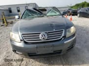 ✅ 2004 Volkswagen Phaeton V8 • VIN: WVWAF63D848010657 • Lot: 56595145. Listed on Copart with 192,013 mi. Free auction sales archive from the USA and detailed vehicle history report at DreamBid. Image 5.