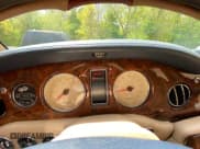 ✅ 2002 Bentley Arnage • VIN: SCBLC31E62CX08029 • Lot: 53180545. Wystawiony na Copart z przebiegiem 86 082 mil. Bezpłatny archiwum sprzedaży aukcyjnych z USA i szczegółowy raport historii pojazdu na DreamBid. Zdjęcie 8.