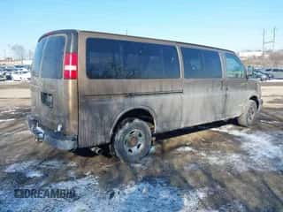 2003 Chevrolet Express Passenger с VIN 1GAHG39U231165089, выставлен на аукционе IAAI как лот 41413683 с пробегом 336 569 миль миль и . История ставок и продаж доступна на DreamBid. Изображение 4.