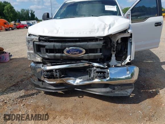 ✅ 2022 Ford F-250 XL • VIN: 1FT7W2B68NEF97337 • Lot: 42020433. Listed on IAAI with 74,361 mi. Free auction sales archive from the USA and detailed vehicle history report at DreamBid. Image 6.