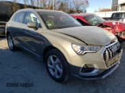 ✅ 2020 Audi Q3 Premium Plus • VIN: WA1BECF32L1106925 • Lot: 66995972. Wystawiony na Copart z przebiegiem 17 457 mil. Bezpłatny archiwum sprzedaży aukcyjnych z USA i szczegółowy raport historii pojazdu na DreamBid. Zdjęcie 1.