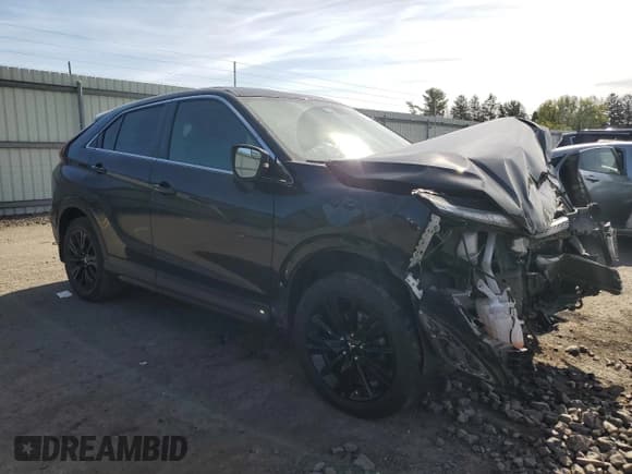 ✅ 2023 Mitsubishi Eclipse Cross LE • VIN: JA4ATVAAXPZ047942 • Lot: 82209075. Wystawiony na Copart z przebiegiem 77 907 mil. Bezpłatny archiwum sprzedaży aukcyjnych z USA i szczegółowy raport historii pojazdu na DreamBid. Zdjęcie 4.