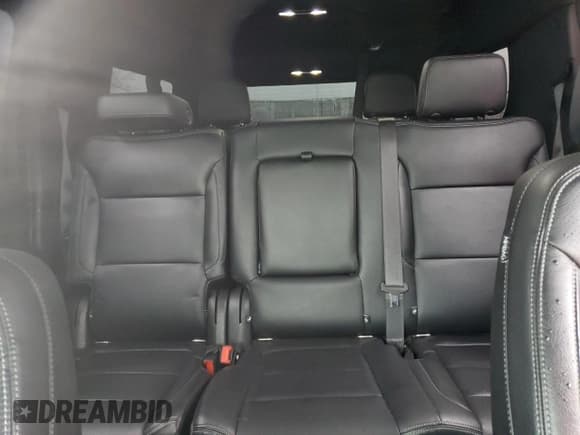 ✅ 2021 Chevrolet Suburban LS • VIN: 1GNSCBKD4MR393411 • Lot: 49038795. Listed on Copart with 117,622 mi. Free auction sales archive from the USA and detailed vehicle history report at DreamBid. Image 10.