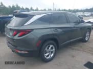 ✅ 2022 Hyundai Tucson SE • VIN: 5NMJACAE9NH060704 • Lot: 42611477. Wystawiony na IAAI z przebiegiem 35 953 mil. Bezpłatny archiwum sprzedaży aukcyjnych z USA i szczegółowy raport historii pojazdu na DreamBid. Zdjęcie 4.