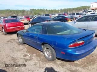1994 Chevrolet Camaro Z28 z VIN 2G1FP22P5R2159810, wystawiony jako IAAI lot #41637325 z przebiegiem 179 978 mil mil oraz . Historia ofert i sprzedaży dostępna na DreamBid. Obrazek 3.