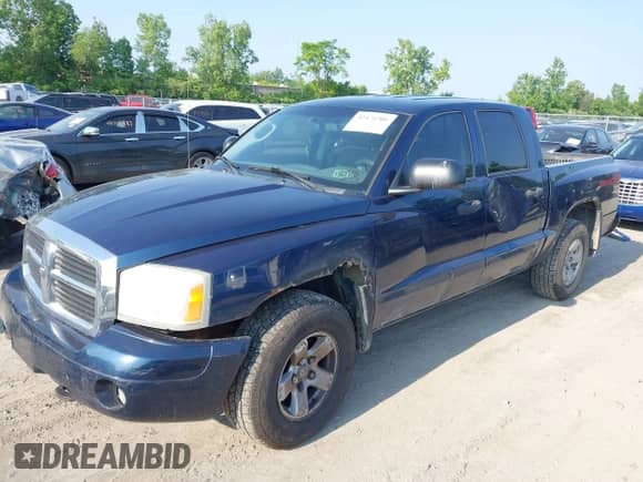2006 Dodge Dakota SLT с VIN 1D7HW48J86S526451, выставлен на аукционе IAAI как лот 42471506 с пробегом 191 674 миль миль и . История ставок и продаж доступна на DreamBid. Изображение 2.