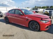 ✅ 2021 Alfa Romeo Giulia Quadrifoglio • VIN: ZARFAMEV3M7643268 • Lot: 71452985. Wystawiony na Copart z przebiegiem 48 593 mil. Bezpłatny archiwum sprzedaży aukcyjnych z USA i szczegółowy raport historii pojazdu na DreamBid. Zdjęcie 4.