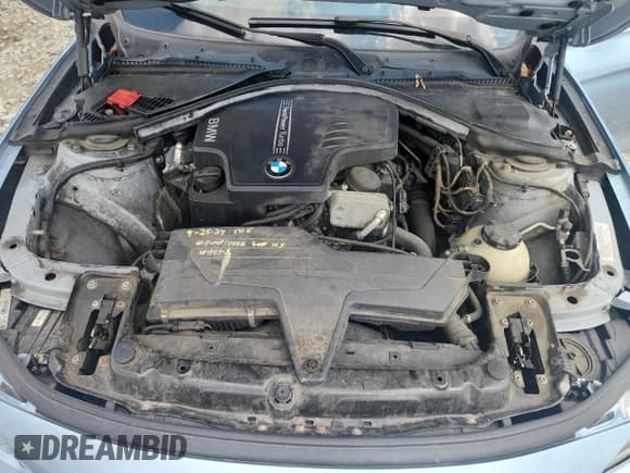 ✅ 2013 BMW 3 Series 328i xDrive • VIN: WBA3B5C5XDF598688 • Lot: 65338785. Wystawiony na Copart z przebiegiem 157 620 mil. Bezpłatny archiwum sprzedaży aukcyjnych z USA i szczegółowy raport historii pojazdu na DreamBid. Zdjęcie 11.