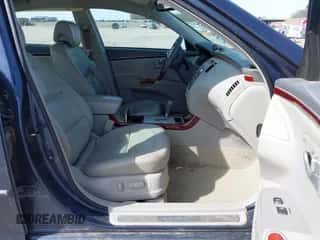 2007 Hyundai Azera SE с VIN KMHFC46F37A165495, выставлен на аукционе IAAI как лот 41750238 с пробегом 286 338 миль миль и . История ставок и продаж доступна на DreamBid. Изображение 5.