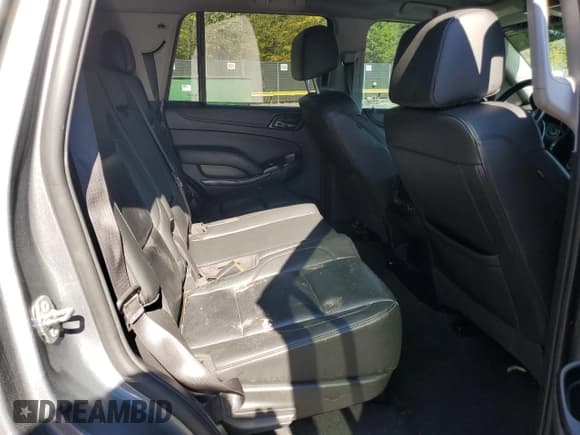 ✅ 2019 Chevrolet Tahoe LT • VIN: 1GNSCBKC3KR293627 • Lot: 85116235. Listed on Copart with 125,277 mi. Free auction sales archive from the USA and detailed vehicle history report at DreamBid. Image 11.