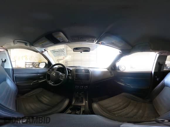 2018 Mitsubishi Outlander SE с VIN JA4AR3AW7JZ035379, выставлен на аукционе IAAI как лот 42238989 с пробегом 82 898 миль миль и . История ставок и продаж доступна на DreamBid. Изображение 21.