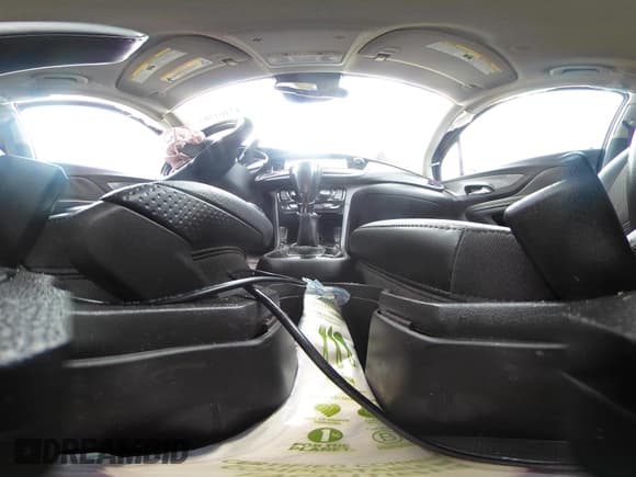 ✅ 2018 Buick Encore Preferred • VIN: KL4CJASB4JB625497 • Lot: 43161908. Wystawiony na IAAI z przebiegiem 79 181 mil. Bezpłatny archiwum sprzedaży aukcyjnych z USA i szczegółowy raport historii pojazdu na DreamBid. Zdjęcie 18.