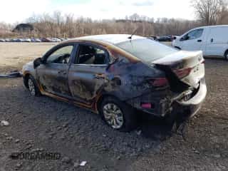 2018 Hyundai Accent SEL with VIN 3KPC24A30JE033693, listed as a Copart auction lot 39515263 with Not provided miles and . Bid and sale history available at DreamBid. Image 2.