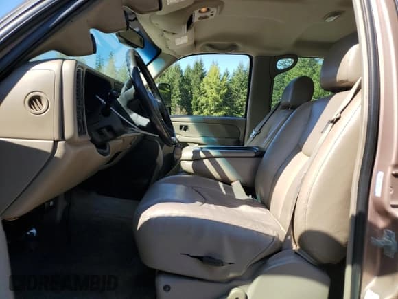 ✅ 2006 Chevrolet Silverado 2500HD LT3 • VIN: 1GCHK23D86F200833 • Лот: 81657075. Опубликован ранее на Copart с пробегом 153 817 миль. Бесплатный доступ к архиву аукционных продаж из США и подробный отчёт об истории автомобиля на DreamBid. Изображение 7.