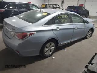 ✅ 2013 Hyundai Sonata Limited • VIN: KMHEC4A42DA087157 • Lot: 42725463. Listed on IAAI with 117,364 mi. Free auction sales archive from the USA and detailed vehicle history report at DreamBid. Image 4.