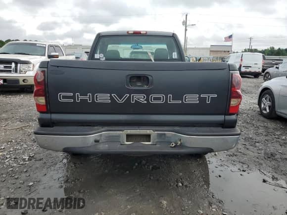 2004 Chevrolet Silverado 1500 LS z VIN 1GCEC14V84Z177549, wystawiony jako Copart lot #55821375 z przebiegiem Nie podano mil oraz Szkoda całkowita • Salvage title. Historia ofert i sprzedaży dostępna na DreamBid. Obrazek 6.