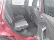 ✅ 2019 Ford Escape SE • VIN: 1FMCU0GD8KUC47008 • Lot: 43550142. Wystawiony na IAAI z przebiegiem 93 298 mil. Bezpłatny archiwum sprzedaży aukcyjnych z USA i szczegółowy raport historii pojazdu na DreamBid. Zdjęcie 8.