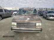 ✅ 1989 Plymouth Grand Voyager • VIN: 1P4FH4431KX661783 • Lot: 78703404. Wystawiony na Copart z przebiegiem 76 546 mil. Bezpłatny archiwum sprzedaży aukcyjnych z USA i szczegółowy raport historii pojazdu na DreamBid. Zdjęcie 5.